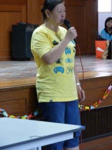 Pn Tan Lee Lee, our teacher advisor was giving her speech.